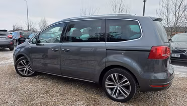 VOLKSWAGEN Sharan