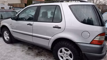 MERCEDES-BENZ ML