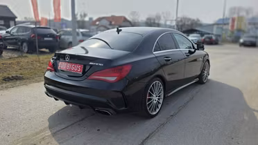 MERCEDES-BENZ CLA