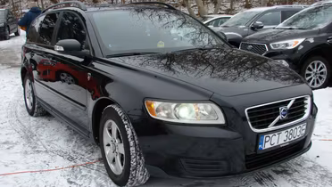 VOLVO V50