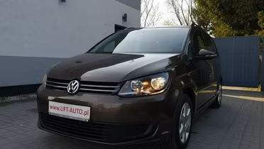 VOLKSWAGEN Touran
