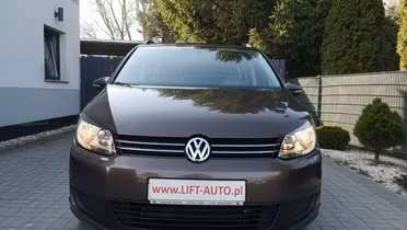 VOLKSWAGEN Touran