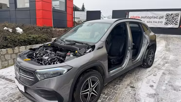 MERCEDES-BENZ EQA