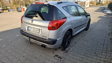 PEUGEOT 207