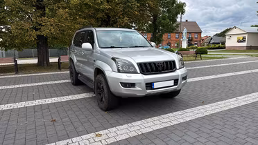 TOYOTA Land Cruiser