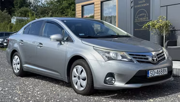 TOYOTA Avensis