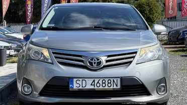 TOYOTA Avensis