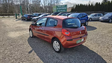 RENAULT Clio