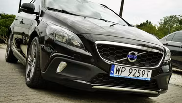 VOLVO V40 Cross Country