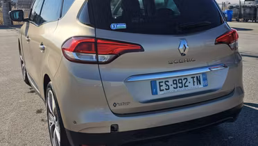 RENAULT Scenic