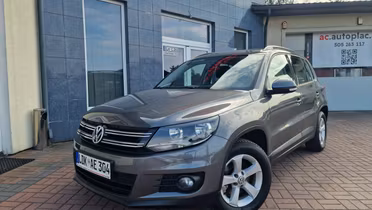 VOLKSWAGEN Tiguan