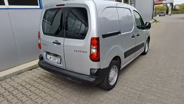 PEUGEOT Partner