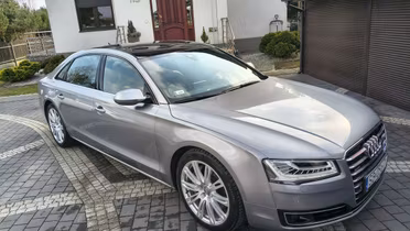 AUDI A8