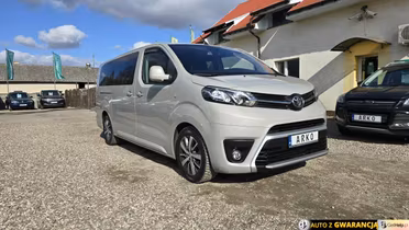 TOYOTA Proace Verso
