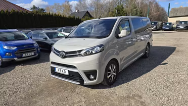 TOYOTA Proace Verso