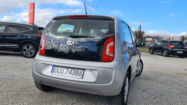 VOLKSWAGEN up!