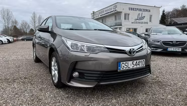 TOYOTA Corolla