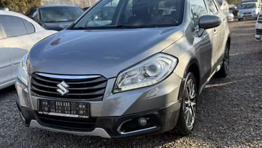 SUZUKI S-Cross