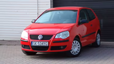 VOLKSWAGEN Polo