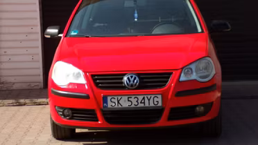 VOLKSWAGEN Polo