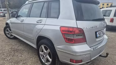 MERCEDES-BENZ GLK