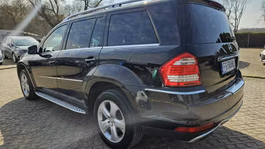 MERCEDES-BENZ GL