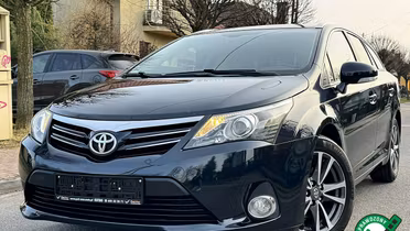 TOYOTA Avensis