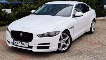 JAGUAR XE