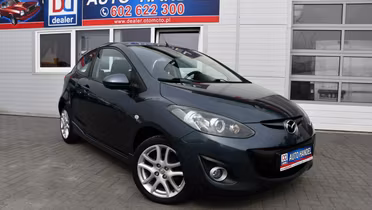 MAZDA 2