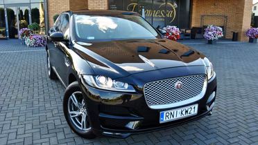 JAGUAR F-Pace