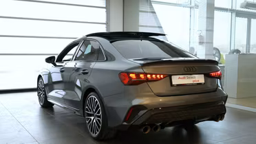 AUDI S3 Limousine