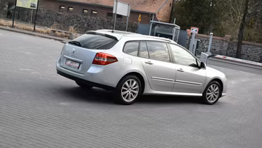 RENAULT Laguna