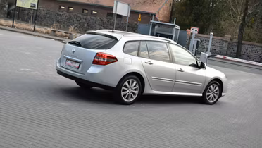 RENAULT Laguna