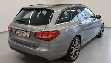 MERCEDES-BENZ C Klasa
