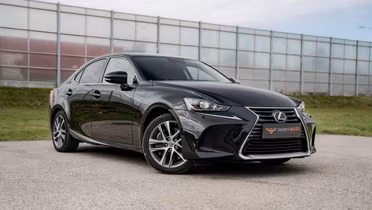 LEXUS IS