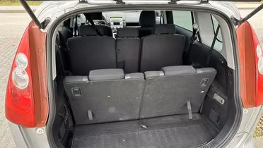 MAZDA 5