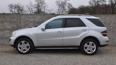 MERCEDES-BENZ ML