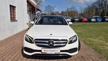 MERCEDES-BENZ E Klasa
