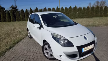 RENAULT Scenic