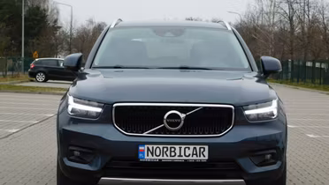 VOLVO XC40