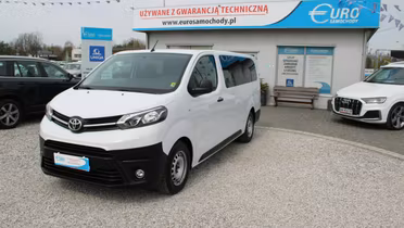 TOYOTA Proace