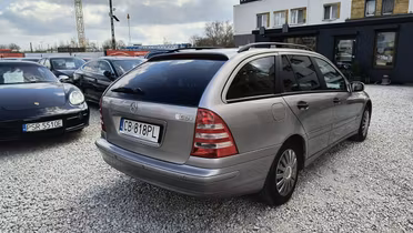 MERCEDES-BENZ C Klasa