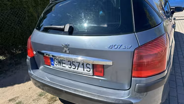 PEUGEOT 407
