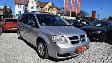 DODGE Caravan