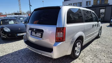 DODGE Caravan