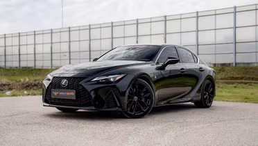 LEXUS IS
