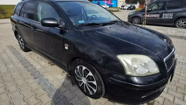 TOYOTA Avensis