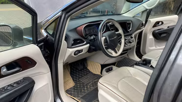CHRYSLER Pacifica