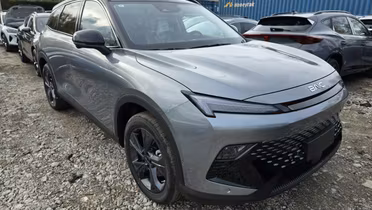 BAIC Beijing 5