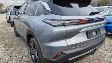 BAIC Beijing 5